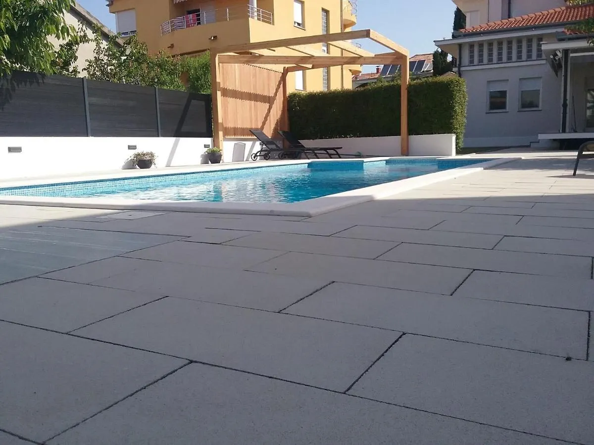 Gorgeous Seaside Villa In Zadar With Swimming Pool 0*,